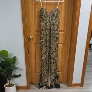 ellie wilde Beige and Gold Evening Dress Label Visible Size 6